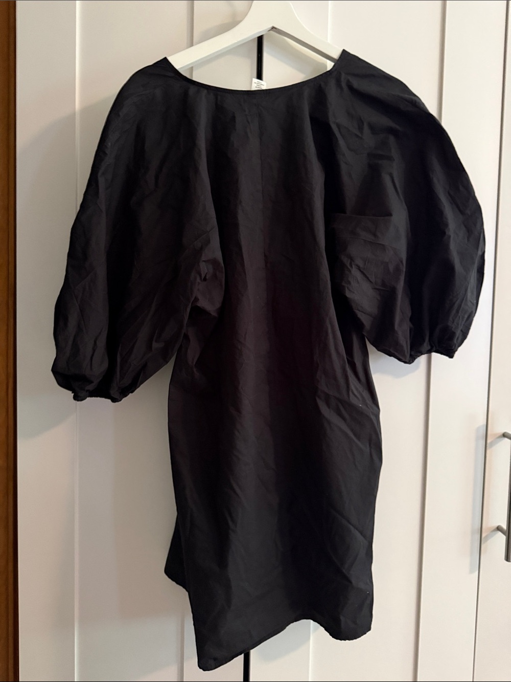 H&M Black V-Neck Puff Sleeve Tunic - Picture 4 of 4